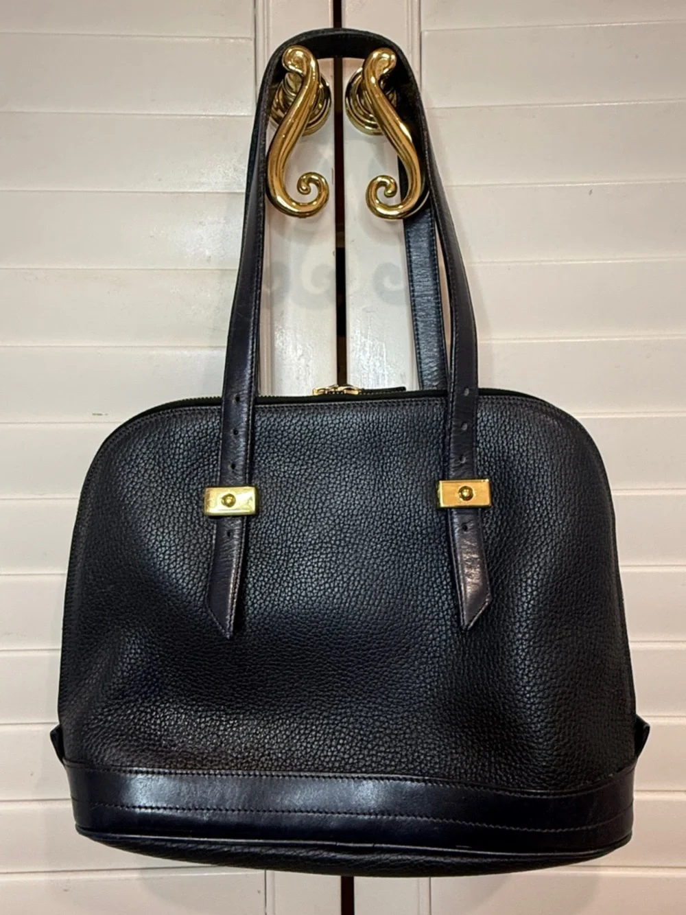 Classic Dooney & Bourke All Weather Leather Purse in Navy